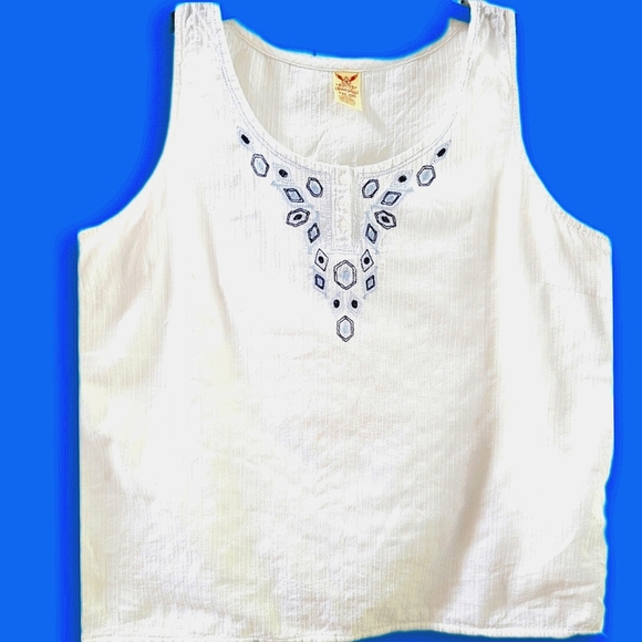 Plus size- Blouse - Picture 1 of 7